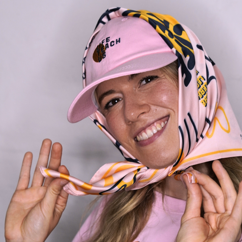 KEINEAUSFALLSTUNDEN Cap mit Tuch Kombination