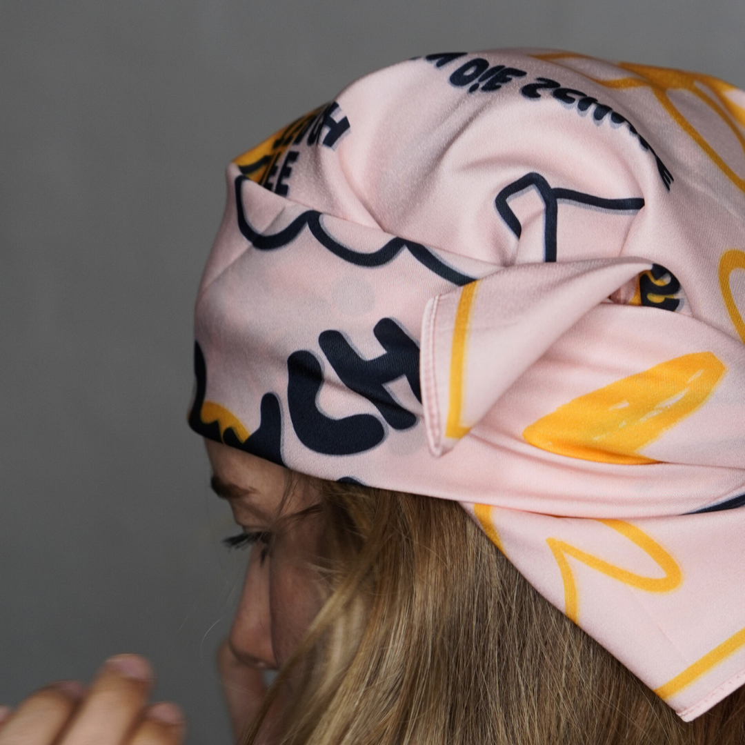 KEINEAUSFALLSTUNDEN Cap mit Tuch Kombination